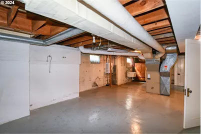 215 NW Despain Ave, Pendleton, OR 97801 - Photo 37