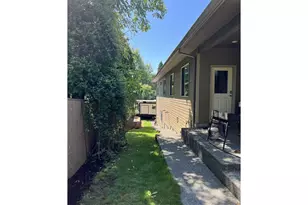 1323 SE Columbia Crest Ct, Vancouver, WA 98664 - Photo 9