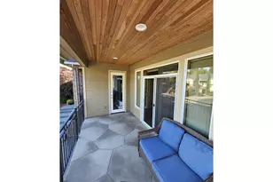 1323 SE Columbia Crest Ct, Vancouver, WA 98664 - Photo 5