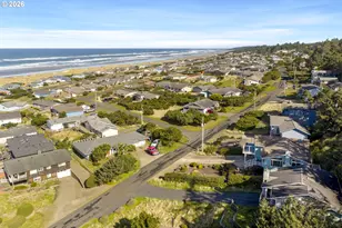 2105 NW Parker Ave, Waldport, OR 97394 - Photo 47