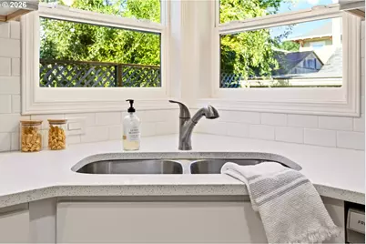 6354 N Williams Ave, Portland, OR 97217 - Photo 13