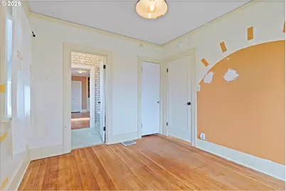 7906 N Wall Ave, Portland, OR 97203 - Photo 7