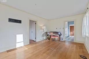 7906 N Wall Ave, Portland, OR 97203 - Photo 3