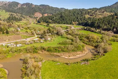 14982 Highway 42, Myrtle Point, OR 97458 - Photo 7