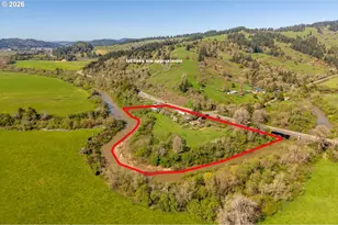 14982 Hwy 42, Myrtle Point, OR 97458 - Photo 5