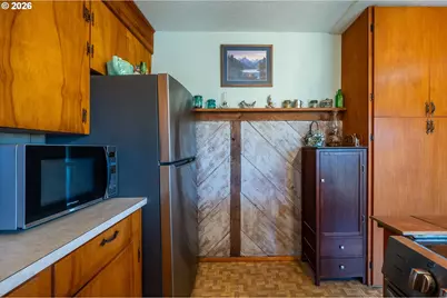 14982 Highway 42, Myrtle Point, OR 97458 - Photo 45