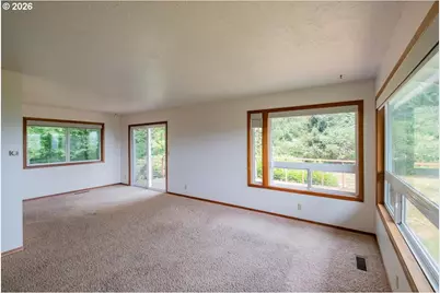 20141 S Zina Ct, Oregon City, OR 97045 - Photo 11