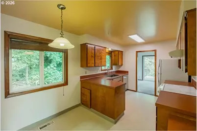 20141 S Zina Ct, Oregon City, OR 97045 - Photo 15