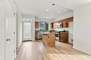2264 NW Oak Knoll Pl, Beaverton, OR 97006 - Photo 13