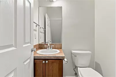 2264 NW Oak Knoll Pl, Beaverton, OR 97006 - Photo 19