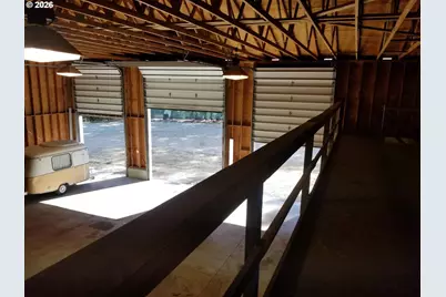 1441 W Main St, Molalla, OR 97038 - Photo 3