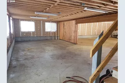 1441 W Main St, Molalla, OR 97038 - Photo 7