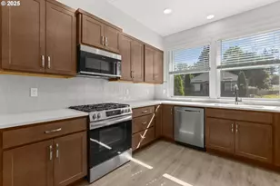 491 NE Elliott Ave, Gresham, OR 97030 - Photo 9