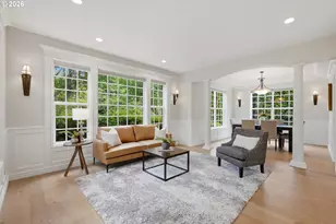 3390 Crescent Dr, West Linn, OR 97068 - Photo 9