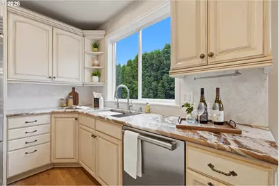 3390 Crescent Dr, West Linn, OR 97068 - Photo 21