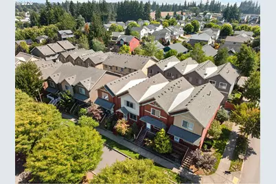 38476 Cascadia Village Dr, Sandy, OR 97055 - Photo 31
