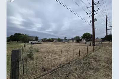 2000 NW Geer Rd, Hermiston, OR 97838 - Photo 5