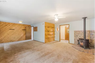 2245 SE Wendy Dr, Gresham, OR 97080 - Photo 7