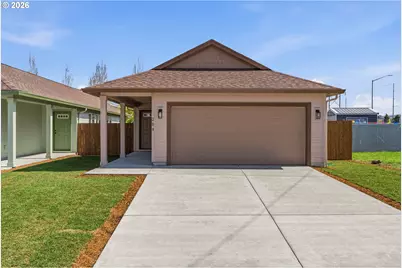 204 Douglas St, Longview, WA 98632 - Photo 1