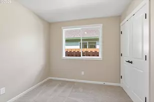 204 Douglas St, Longview, WA 98632 - Photo 17