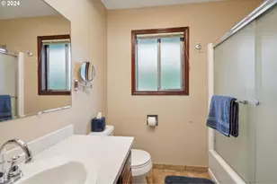 2032 W Dove Ave, La Center, WA 98629 - Photo 25