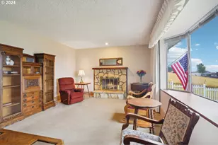 2032 W Dove Ave, La Center, WA 98629 - Photo 7