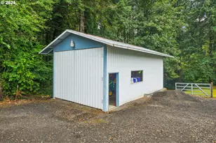 2032 W Dove Ave, La Center, WA 98629 - Photo 33
