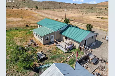 37799 Alder Creek Rd, Baker City, OR 97814 - Photo 9