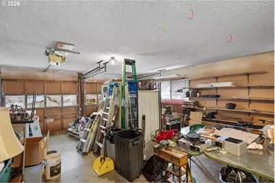 1766 NW Beaumont Ave, Roseburg, OR 97471 - Photo 21