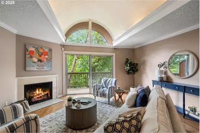 843 SW Broadway Dr #61, Portland, OR 97201 - Photo 9