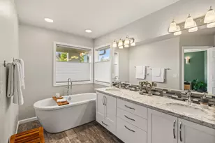 13704 NW 49th Ave, Vancouver, WA 98685 - Photo 31