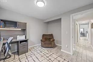 1054 Pana St, Woodburn, OR 97071 - Photo 23