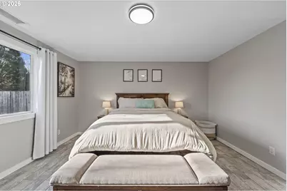 1054 Pana St, Woodburn, OR 97071 - Photo 15