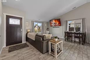 1054 Pana St, Woodburn, OR 97071 - Photo 7