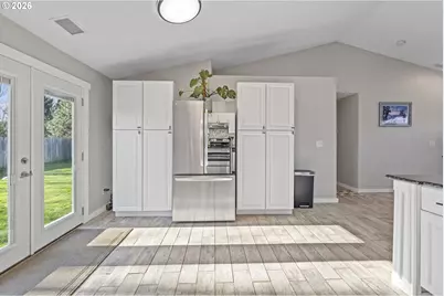 1054 Pana St, Woodburn, OR 97071 - Photo 13