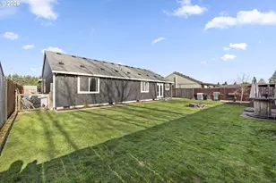 1054 Pana St, Woodburn, OR 97071 - Photo 31