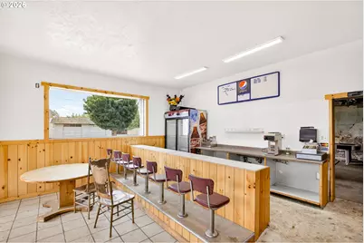 100 Main St, Moro, OR 97039 - Photo 29