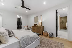 14100 Knaus Rd, Lake Oswego, OR 97034 - Photo 23