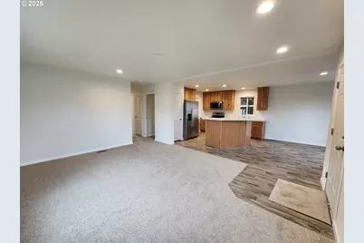 18780 S Central Point Rd #37, Oregon City, OR 97045 - Photo 7