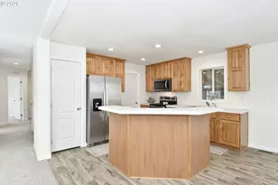 18780 S Central Point Rd, Oregon City, OR 97045 - Photo 11