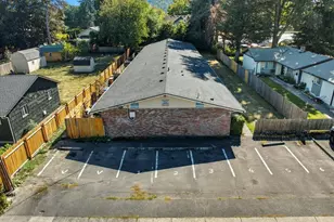 54 NW 13th St, Gresham, OR 97030 - Photo 9