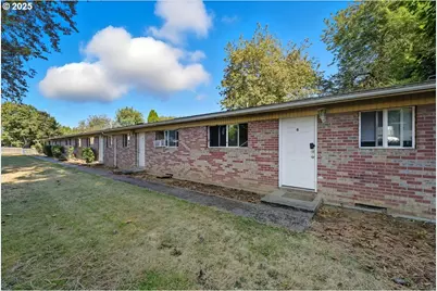 54 NW 13th St, Gresham, OR 97030 - Photo 5