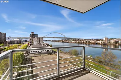 1310 NW Naito Pkwy #707, Portland, OR 97209 - Photo 25