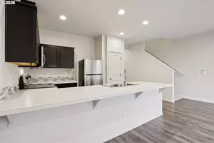 2121 NE 118th Pl, Vancouver, WA 98684 - Photo 9