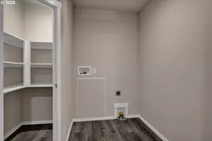 1437 53rd St, Florence, OR 97439 - Photo 17