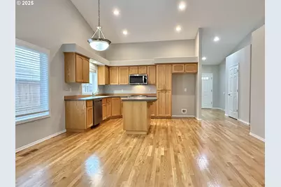 1403 51st St, Washougal, WA 98671 - Photo 9