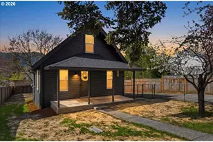 109 W Jefferson St, Bingen, WA 98605 - Photo 1