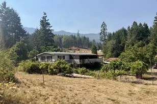 425 Tigerlily Ln, Oakland, OR 97462 - Photo 31