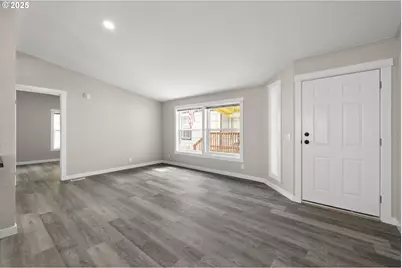 17520 SE 82nd Dr, Clackamas, OR 97015 - Photo 7