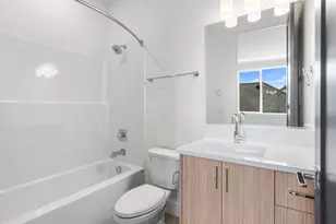 6126 NE Stanton St, Portland, OR 97213 - Photo 9